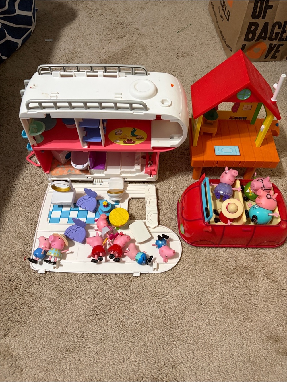 Peppa Pig Camper, treehouse and car play sets
